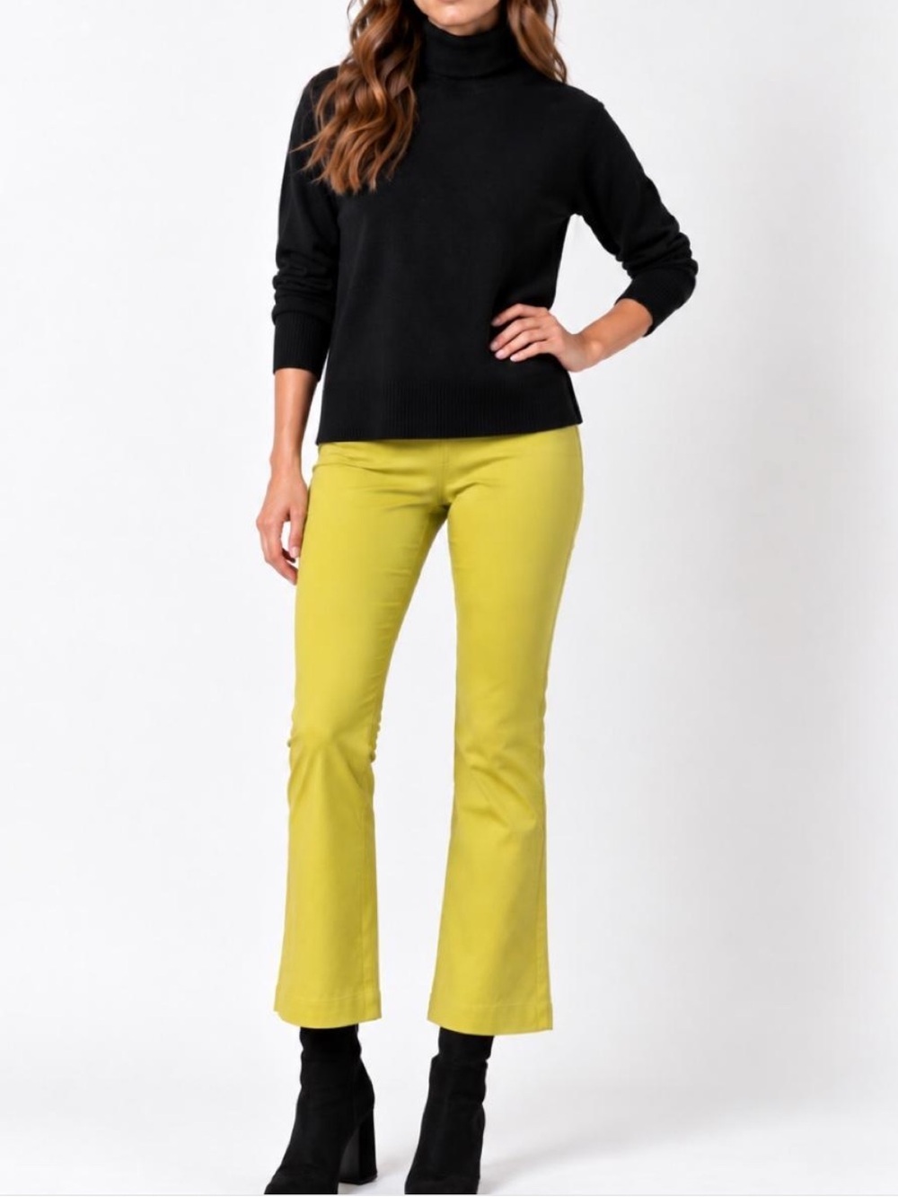 Avenue Montaigne Leo cropped flare pull-on pants Acid Green Size 4 NWT